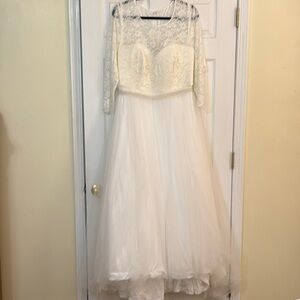 Torrid White Lace Wedding Dress